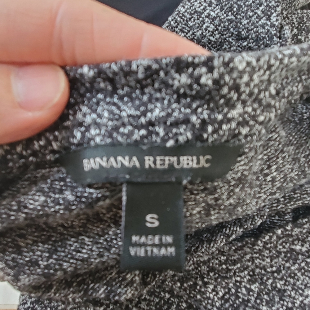 Banana Republic Black White Gray Tweeded Sleeveless Shirt - Picture 12 of 12